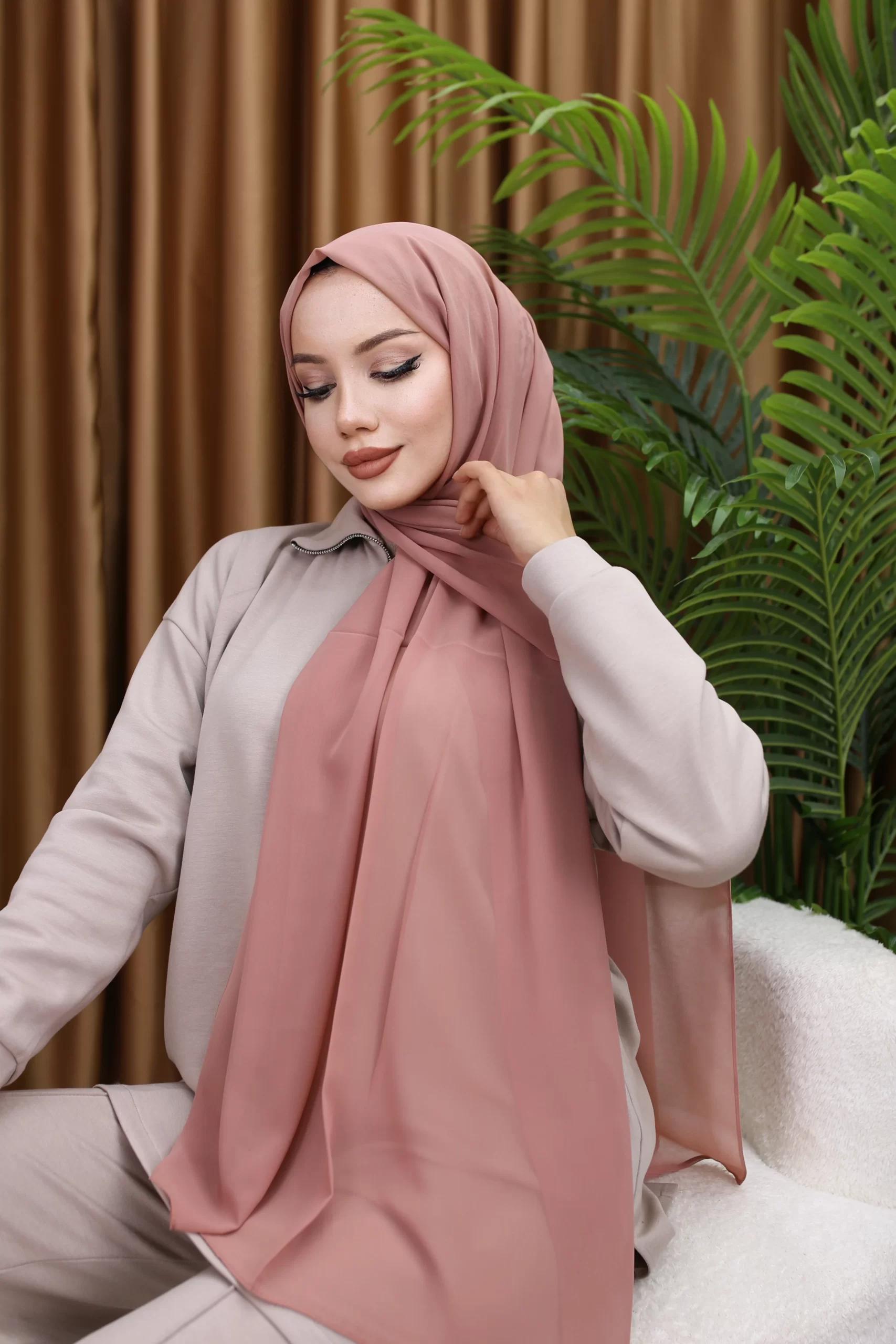 Premium Chiffon Hijab - Bois rose